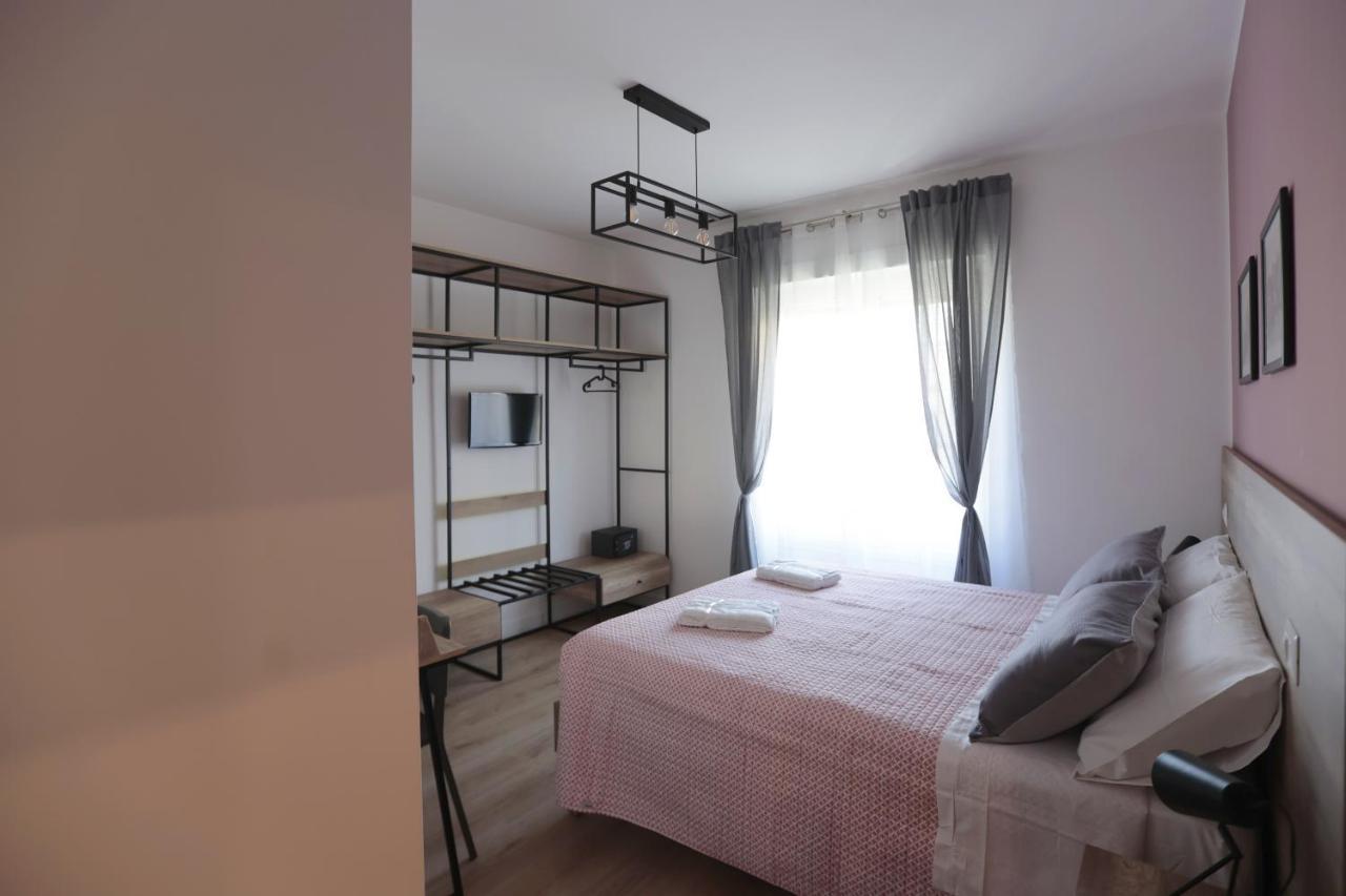 Angio Holiday Rooms Неаполь Экстерьер фото